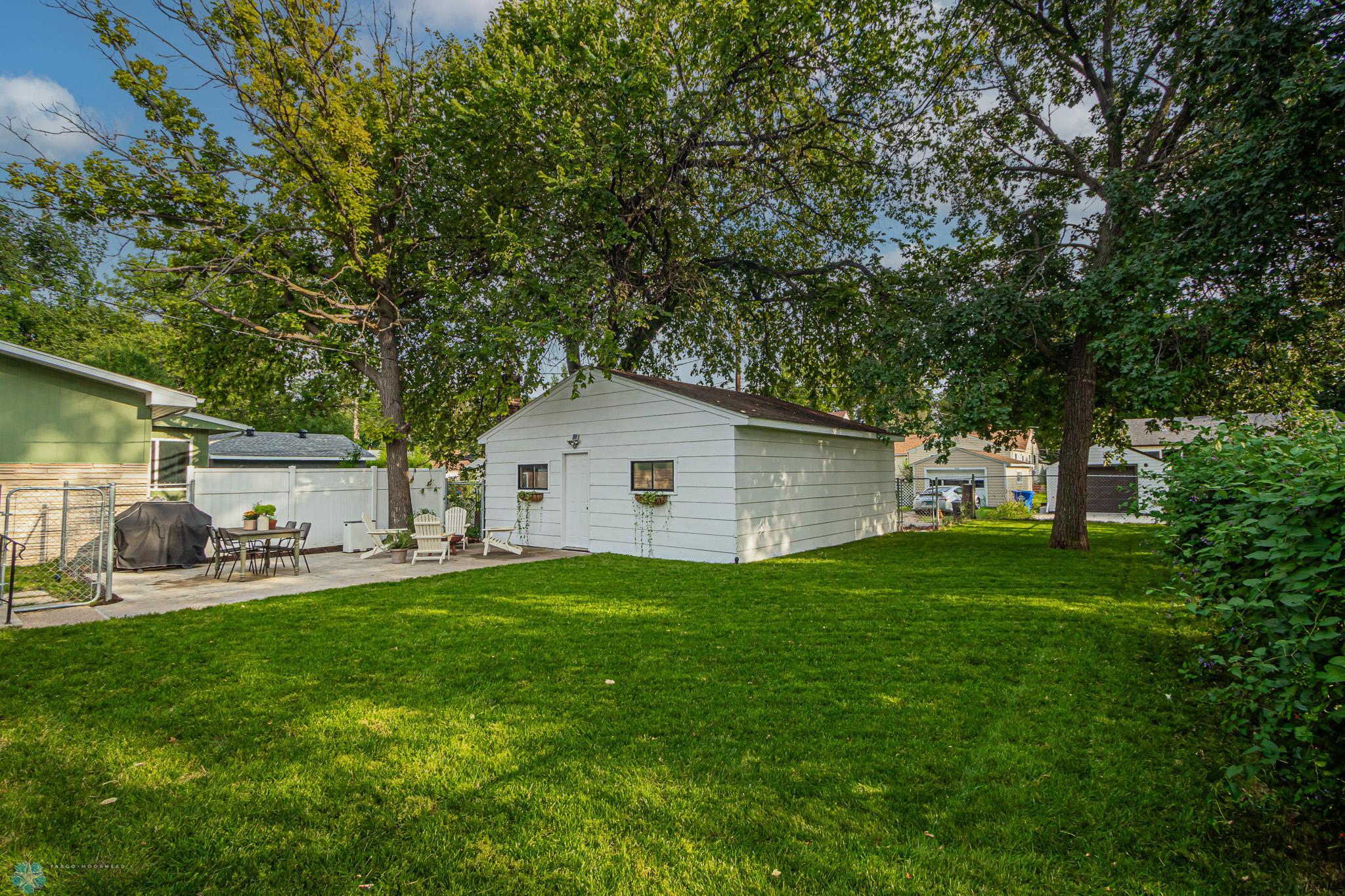 Backyard_2.jpg
