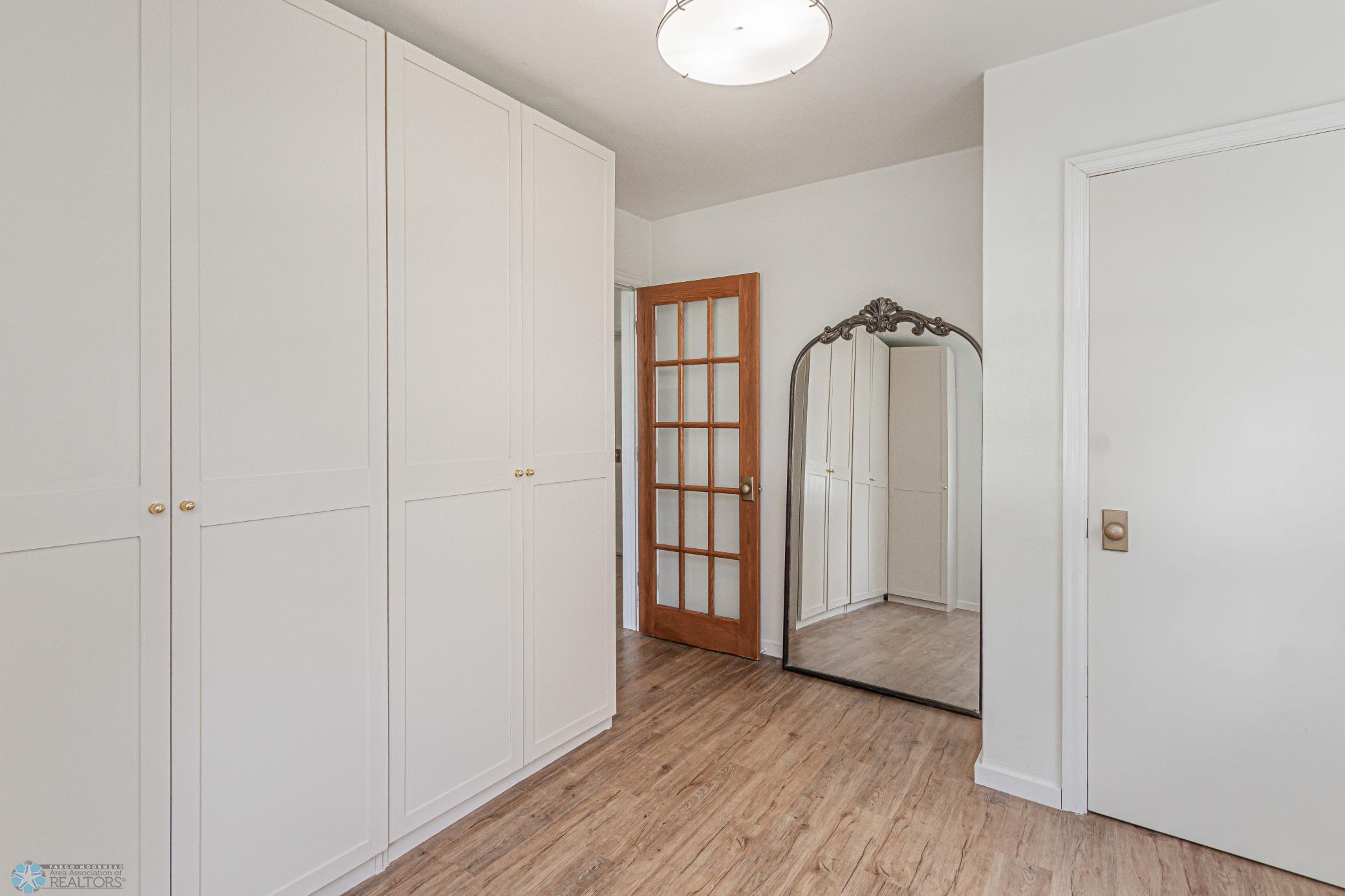 Bedroom2_2.jpg