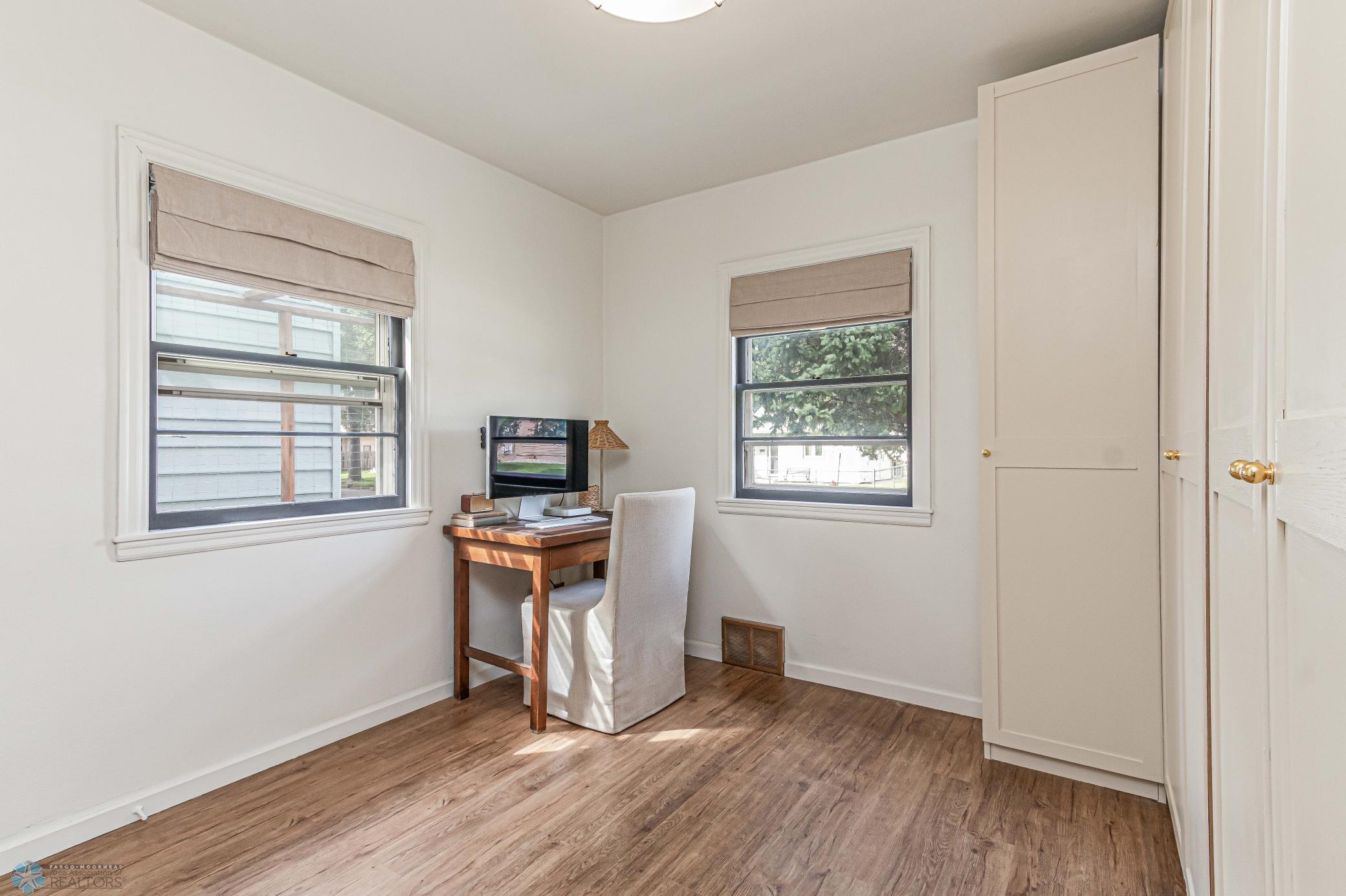Bedroom2_1.jpg