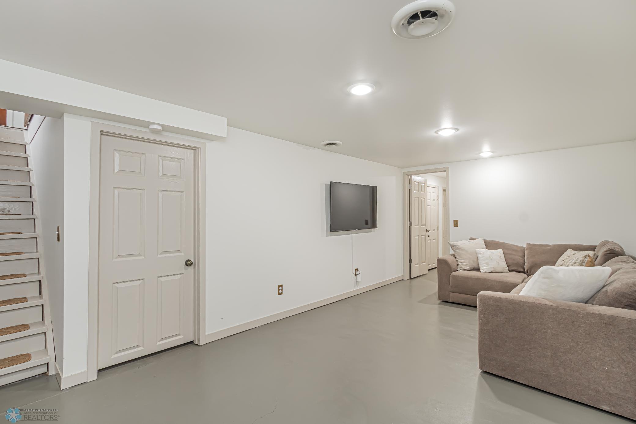 Family_Room_2.jpg