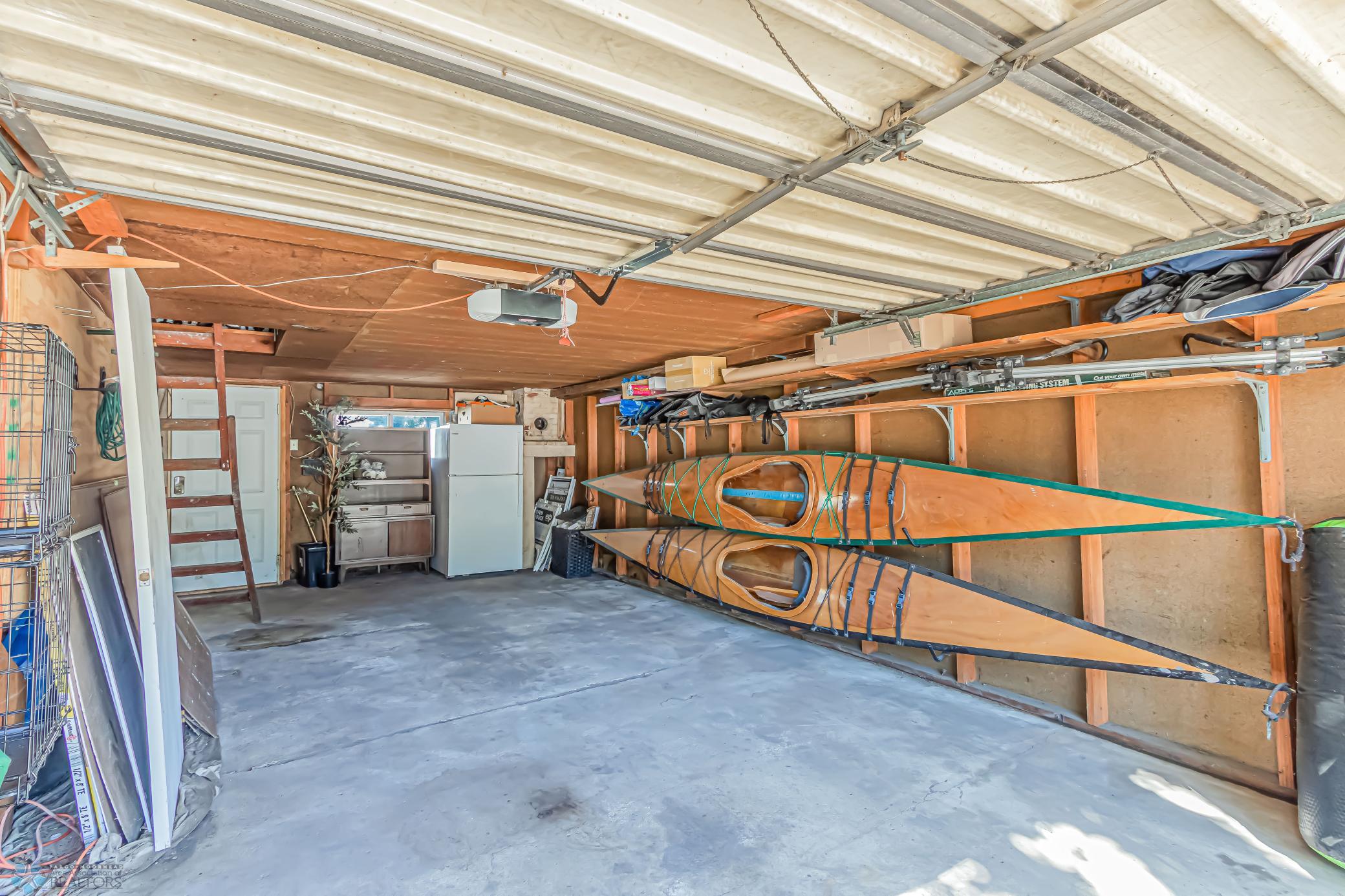 Garage_1.jpg