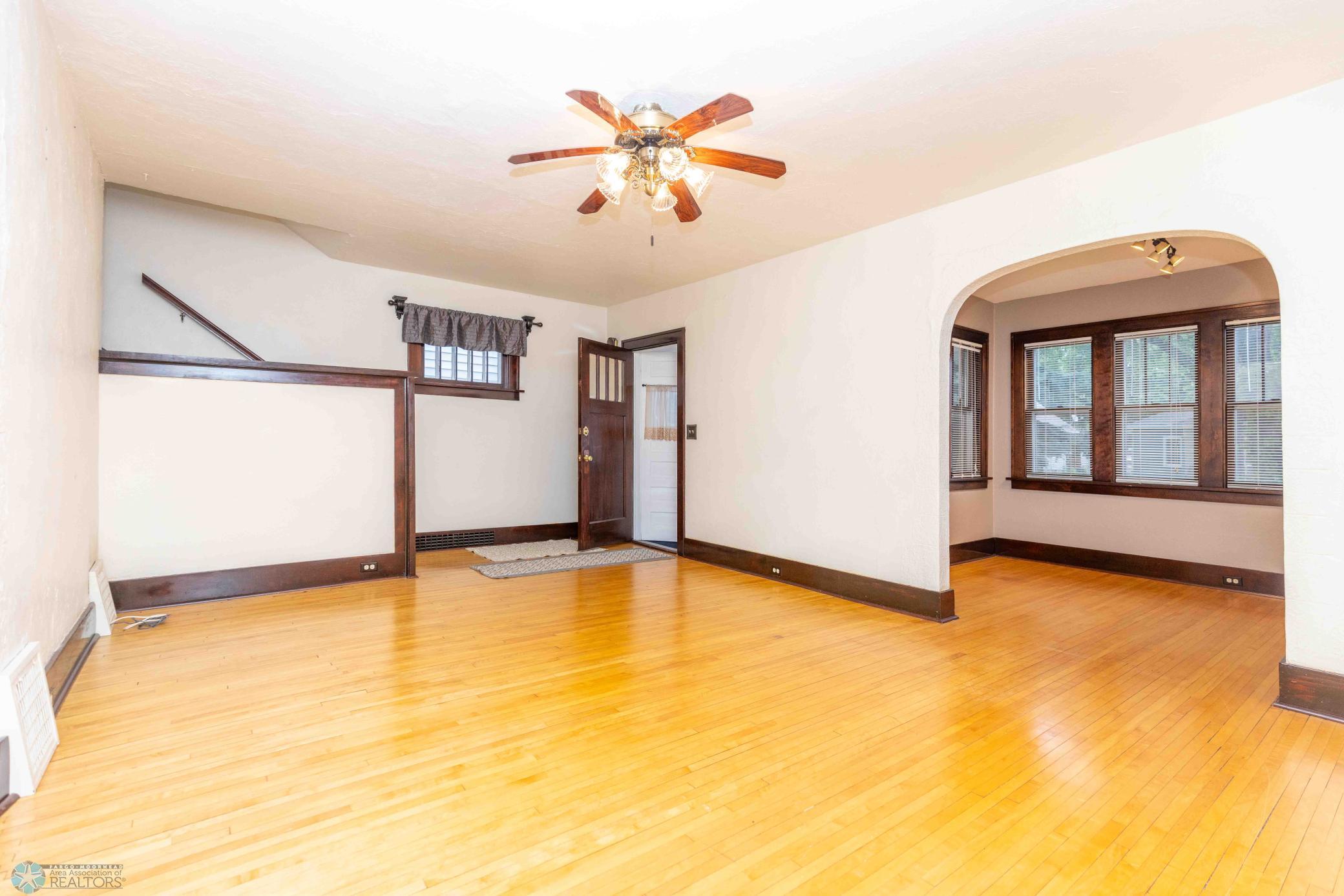 Wood floor refinished by Kensok