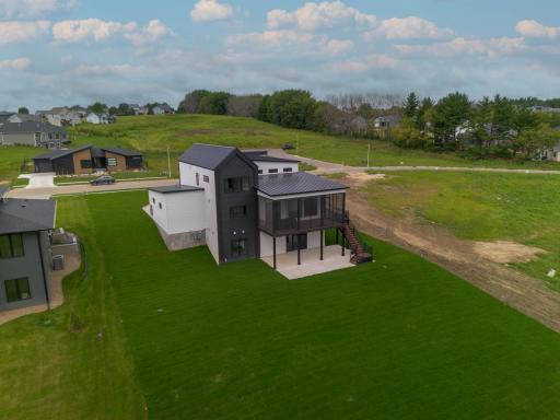 1614 Shannon Oaks Boulevard NE, Rochester, MN 55906