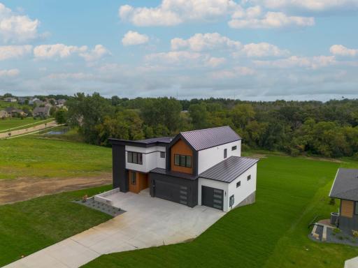 1614 Shannon Oaks Boulevard NE, Rochester, MN 55906