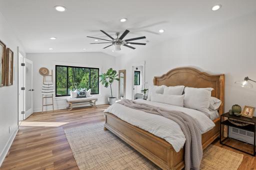 Unmatched views out to the lake and soaring vaulted ceilings