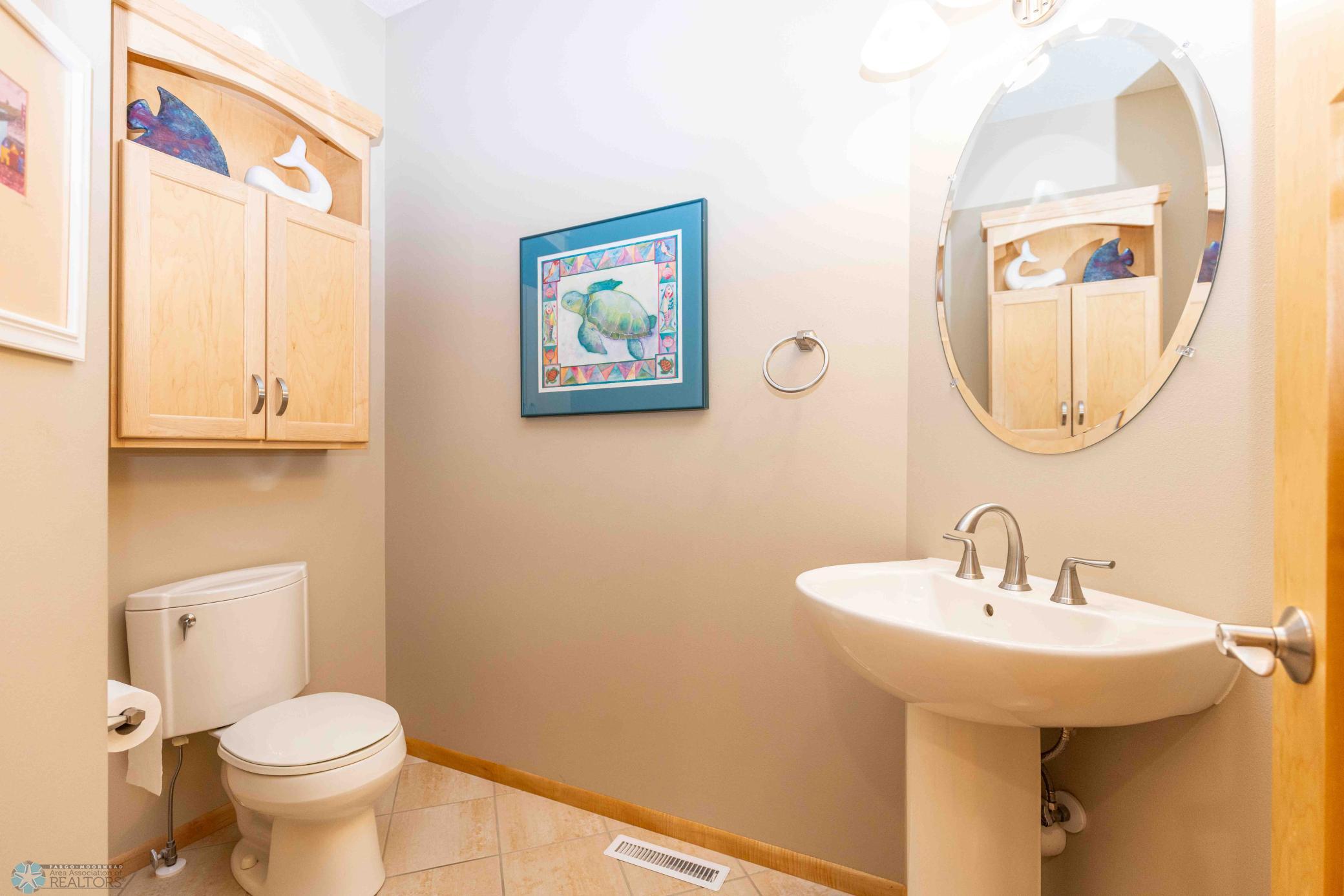 4439 3 St S moorhead-43.jpeg