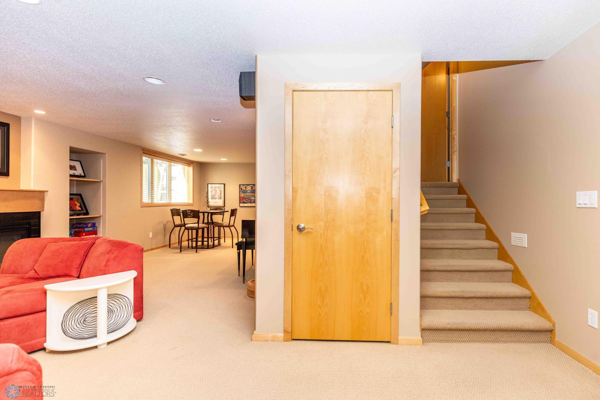 4439 3 St S moorhead-69.jpeg
