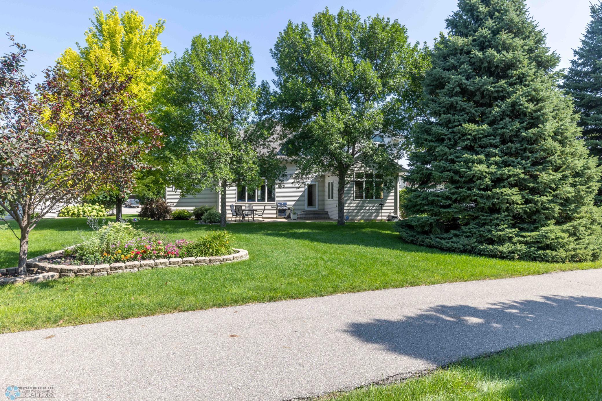 4439 3 St S moorhead-11.jpeg