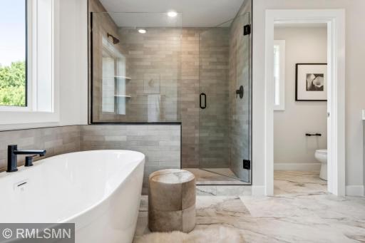 4130 Vista View Drive, Chaska, MN 55318