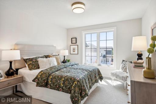 4130 Vista View Drive, Chaska, MN 55318