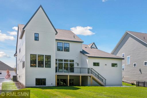 4130 Vista View Drive, Chaska, MN 55318