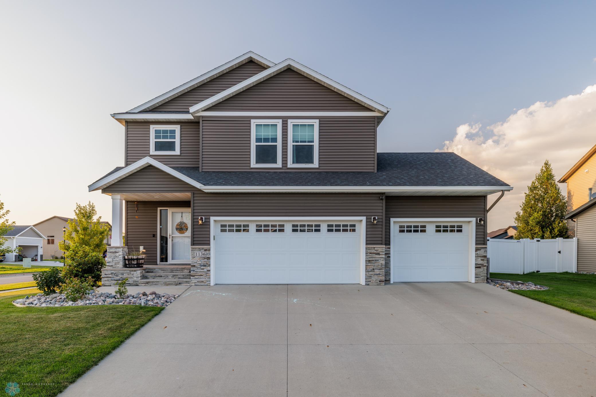 Amdak__1136 26th Ave W West Fargo ND_EXTERIOR_0003.jpg