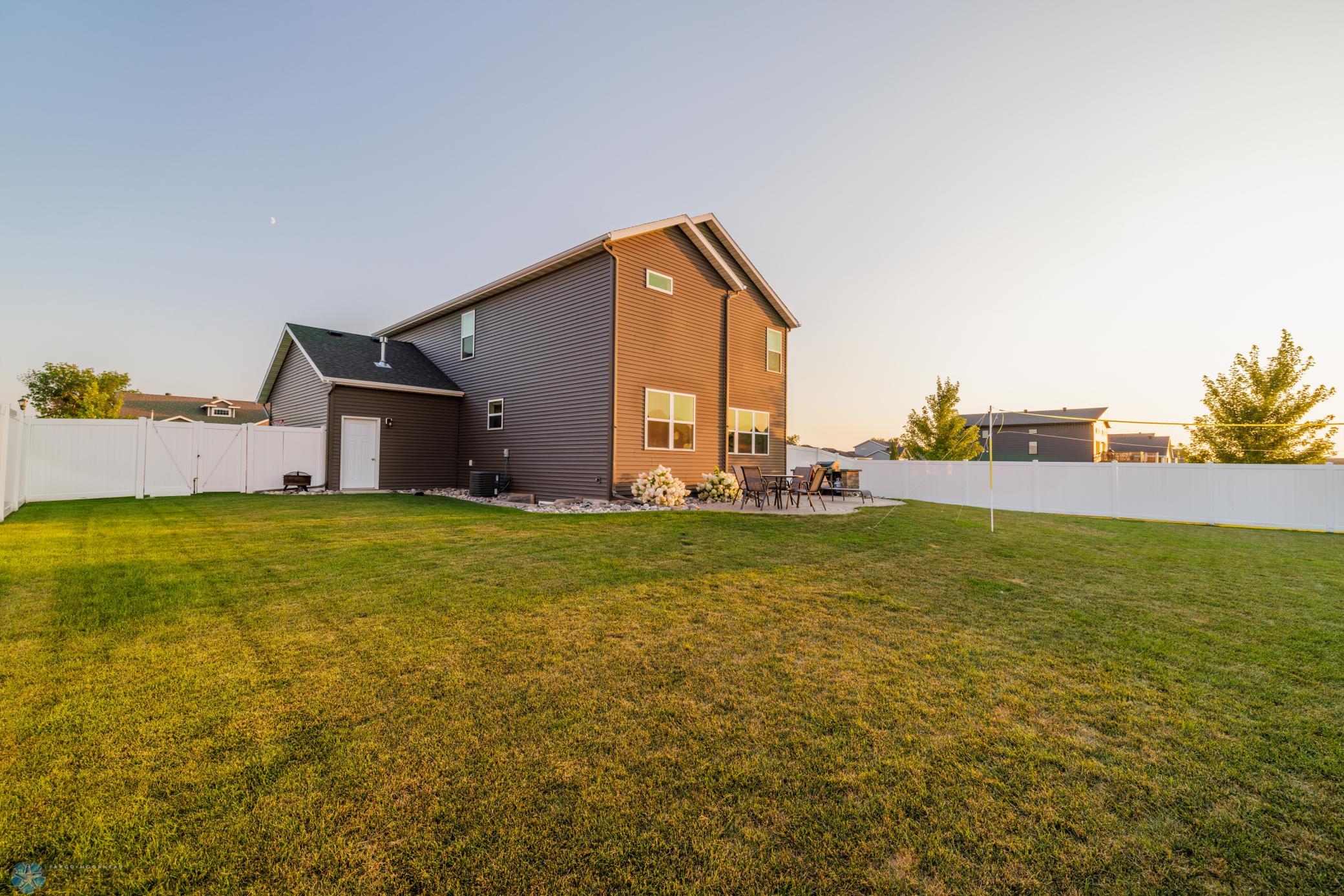 Amdak__1136 26th Ave W West Fargo ND_EXTERIOR_0007.jpg