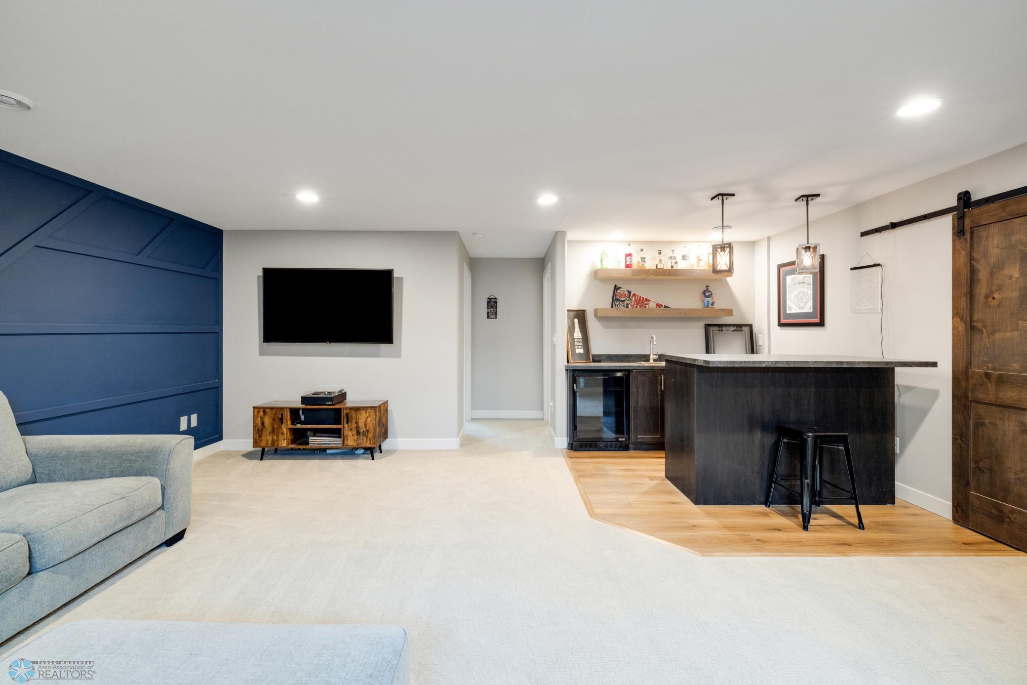 Amdak__1136 26th Ave W West Fargo ND_INTERIOR_0024.jpg