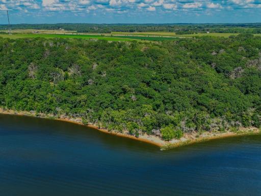 An Overview of most of the meandering sandy shoreline