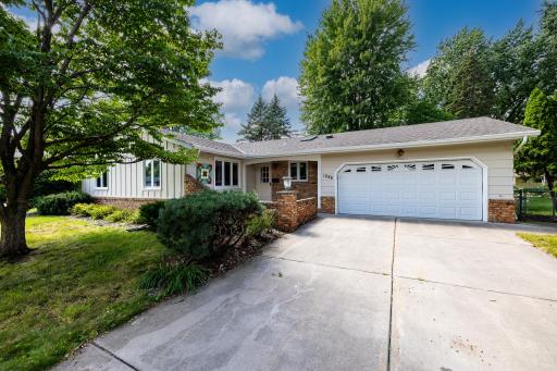1088 Monroe Street S, Shakopee, MN 55379