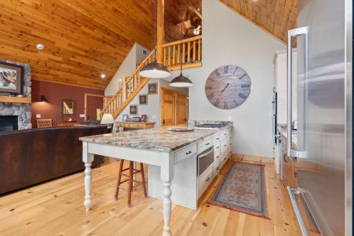 Great Kitchen For Gatherings and Entertaining!