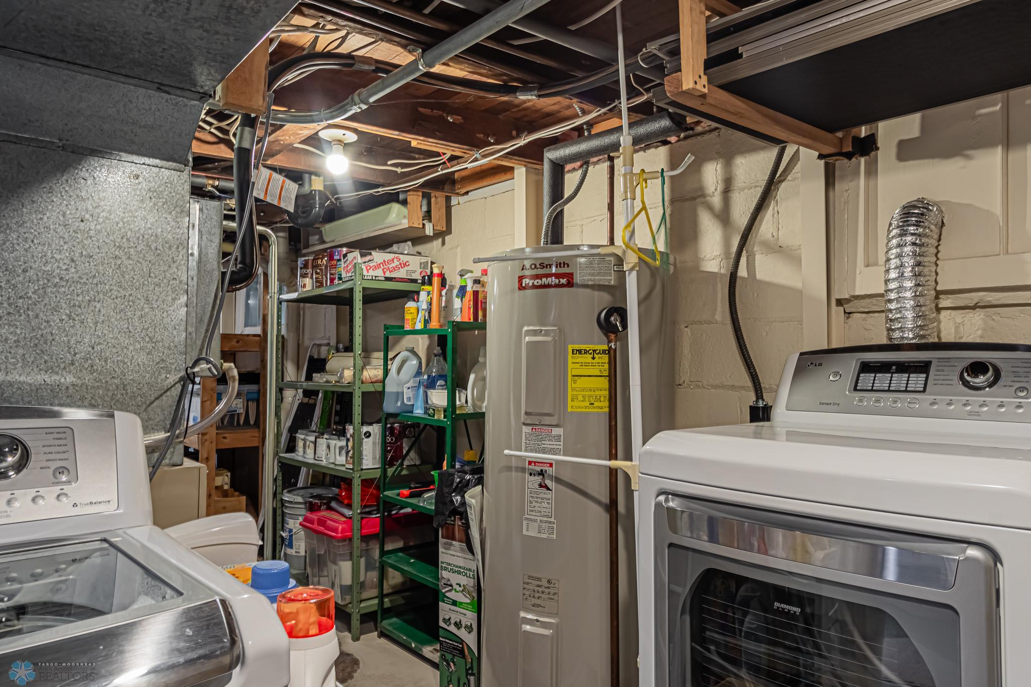 Basement - Washer and Dryer stay