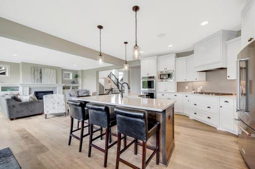 5675 Zanzibar Lane N, Plymouth, MN 55446