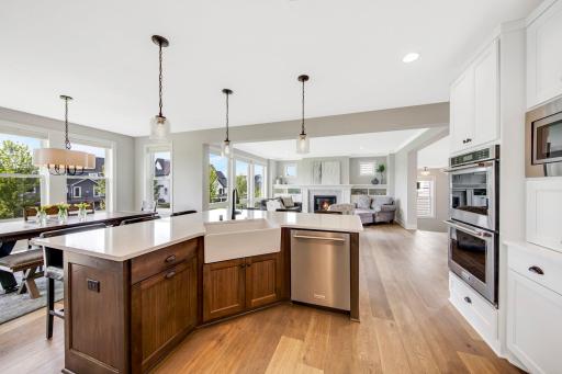 5675 Zanzibar Lane N, Plymouth, MN 55446
