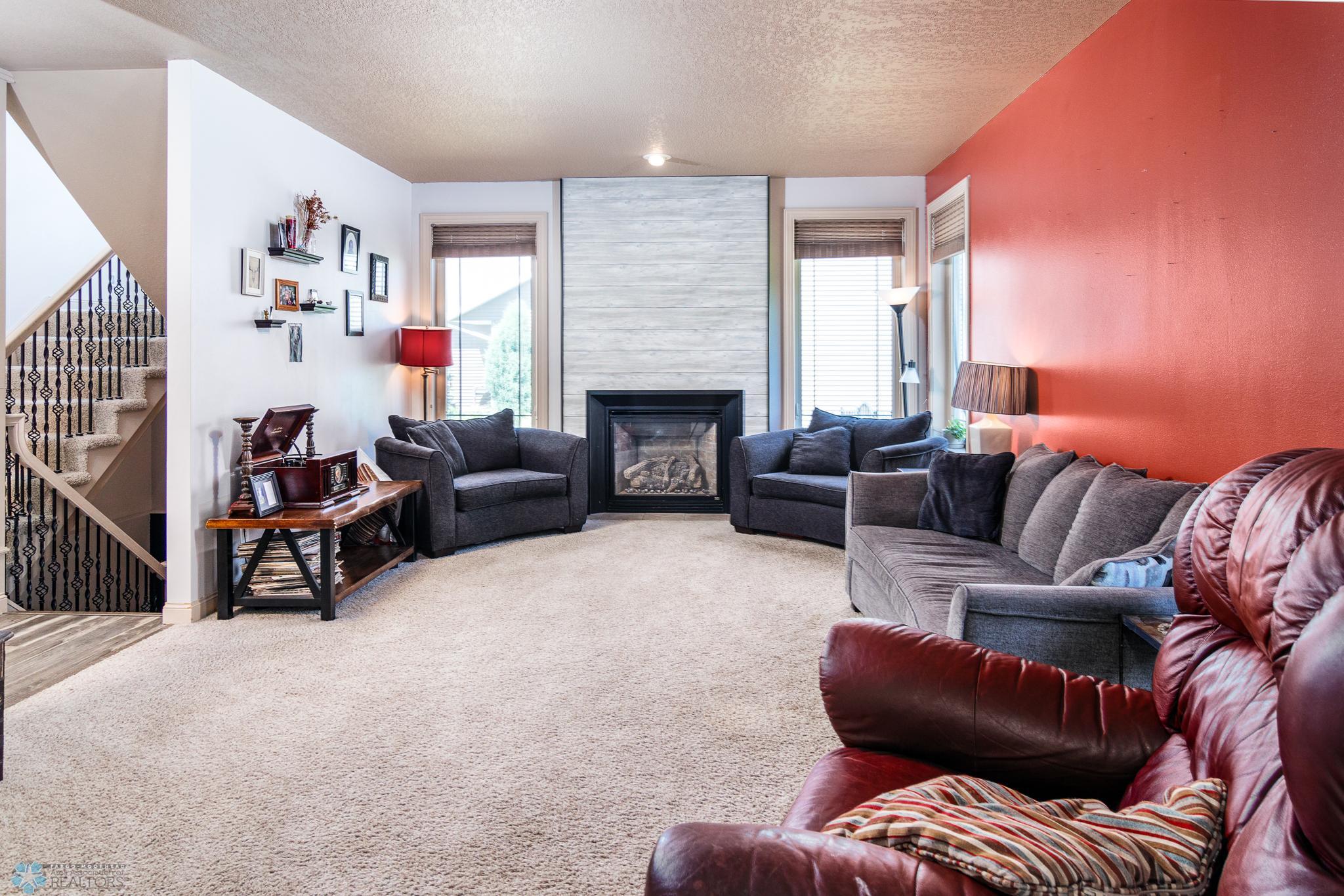 Living Room - Gas Fireplace
