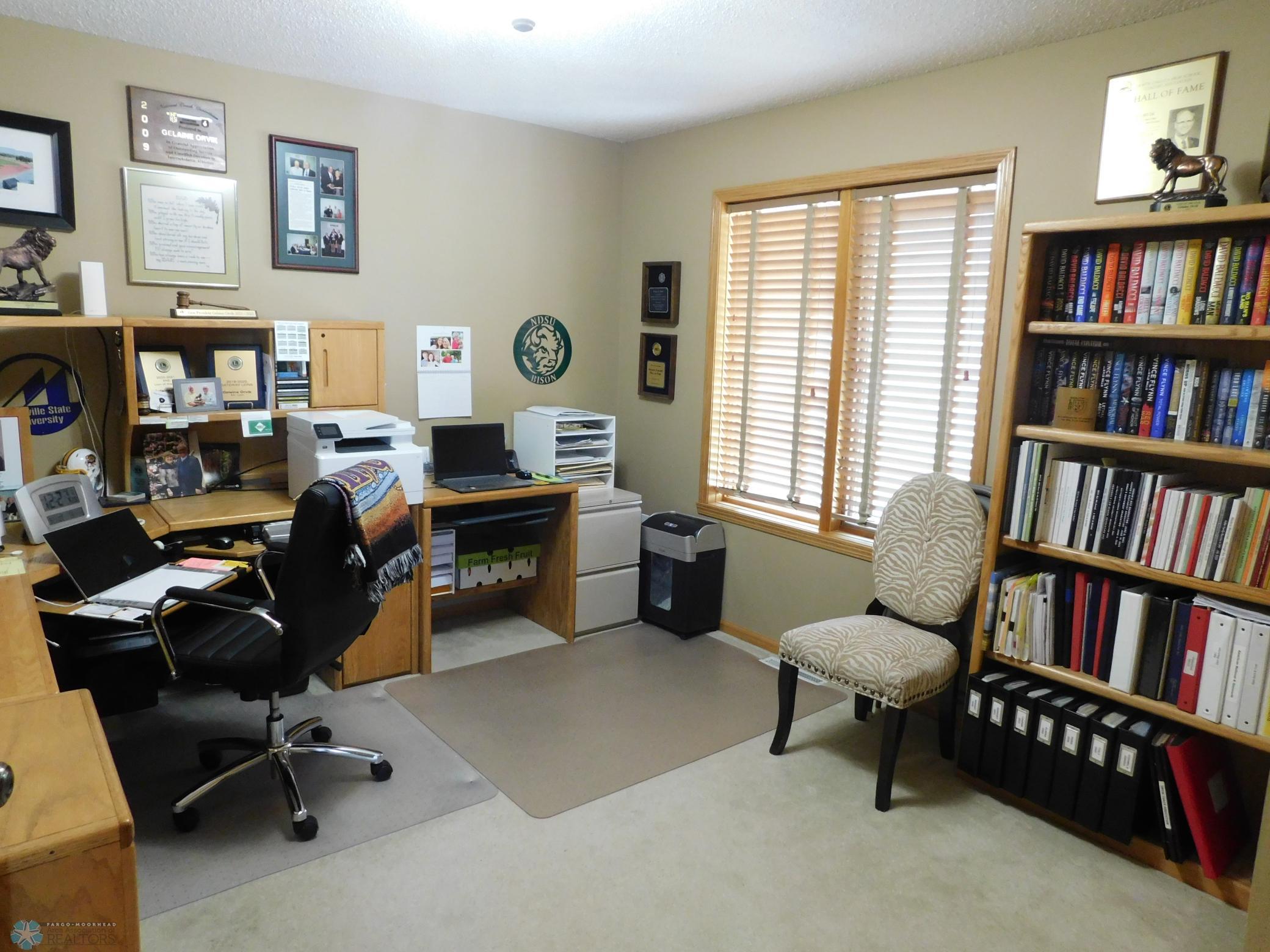 office/bedroom