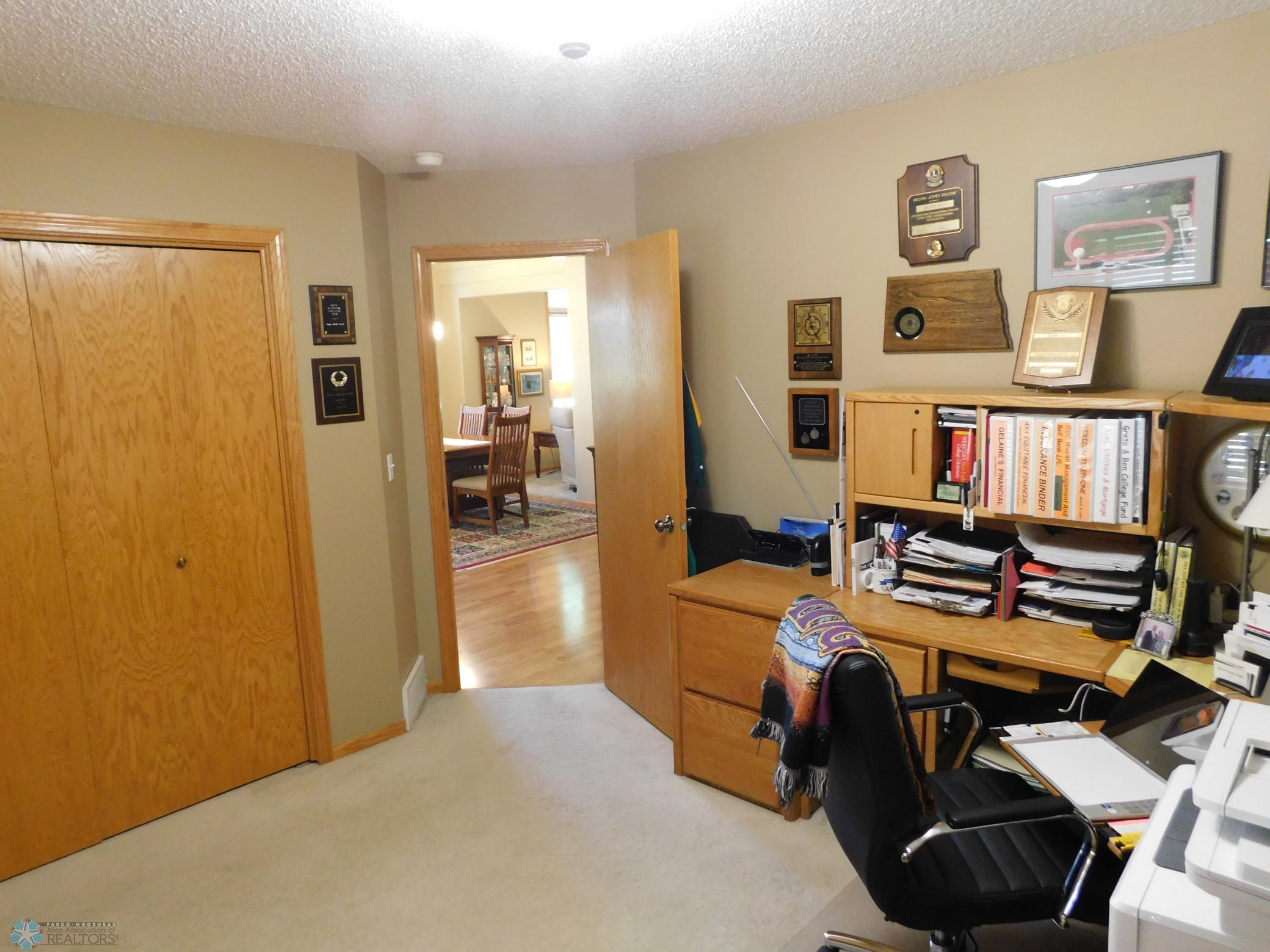 office/bedroom