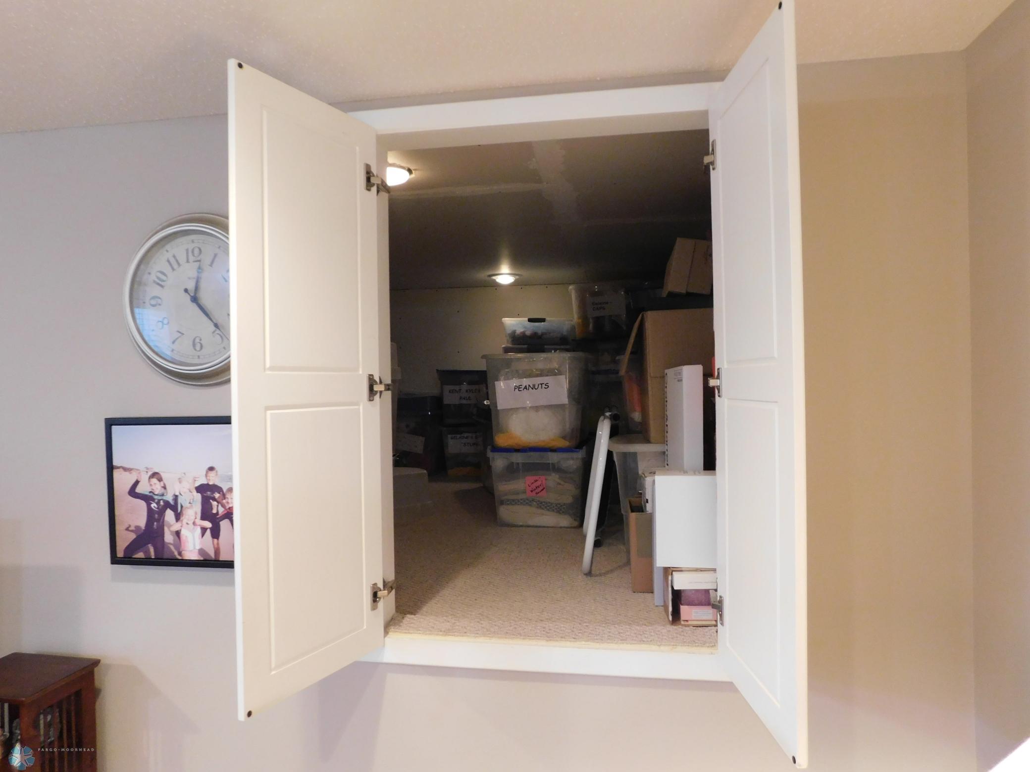 storage off under sunroom