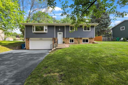 6526 Bluebird Drive, Maple Grove, MN 55369