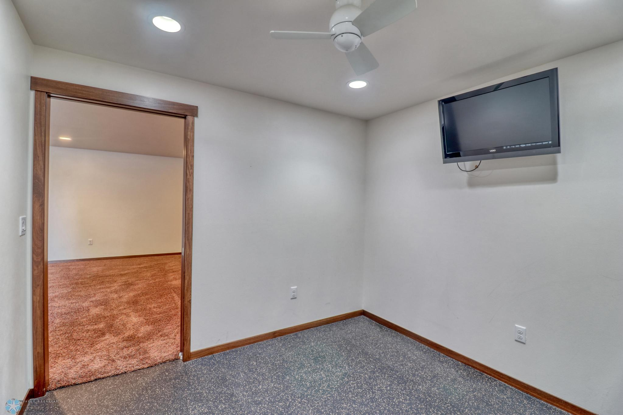 Basement Bonus Room1_1.jpg