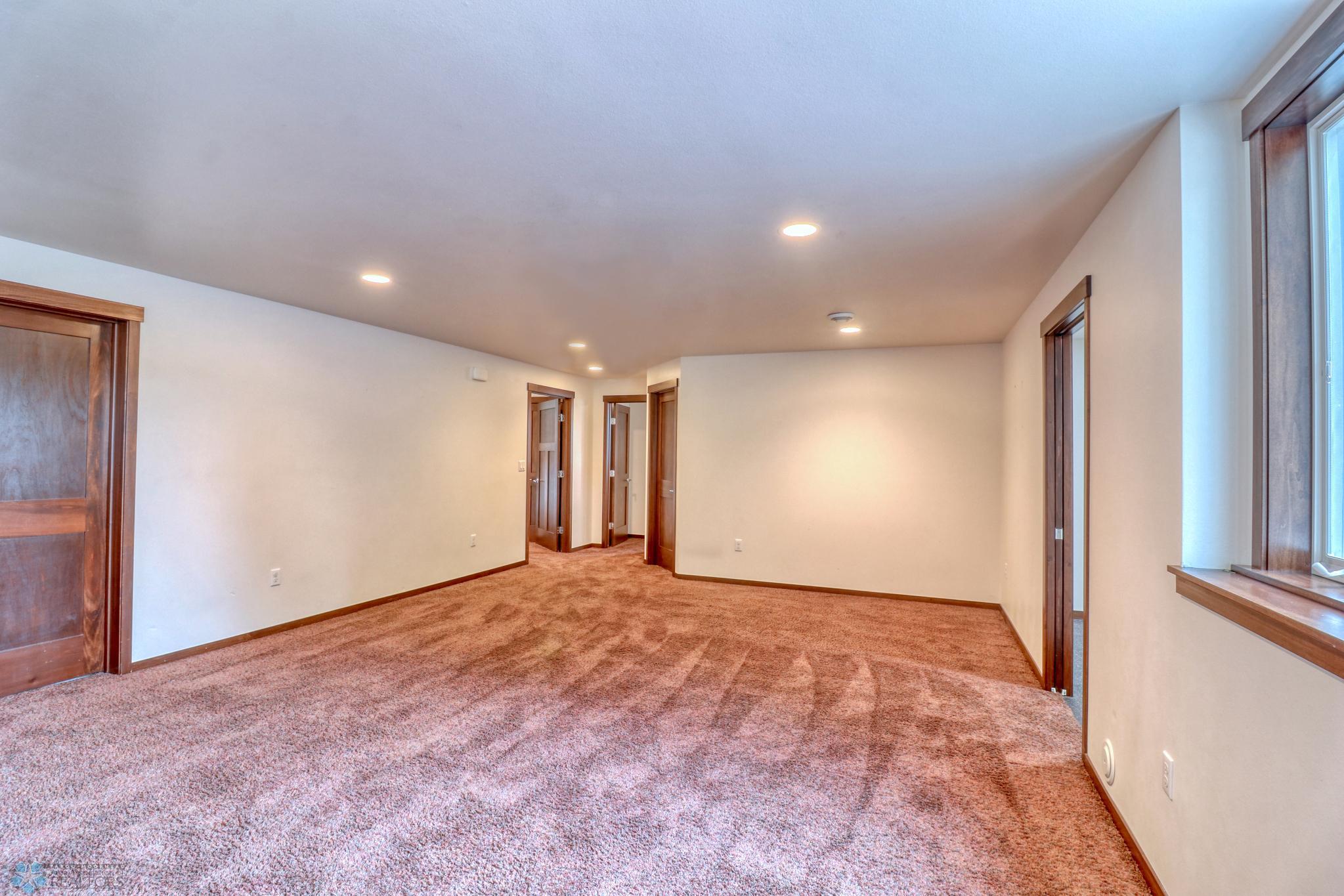 Basement Familyroom1_3.jpg