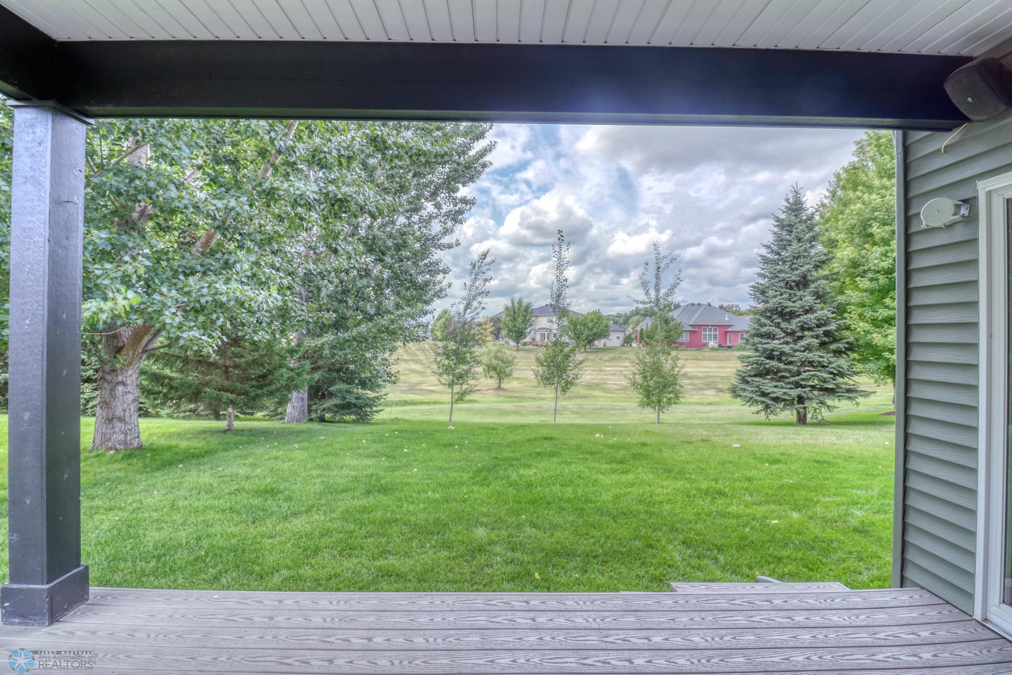 Backyard_deck1_0.jpg