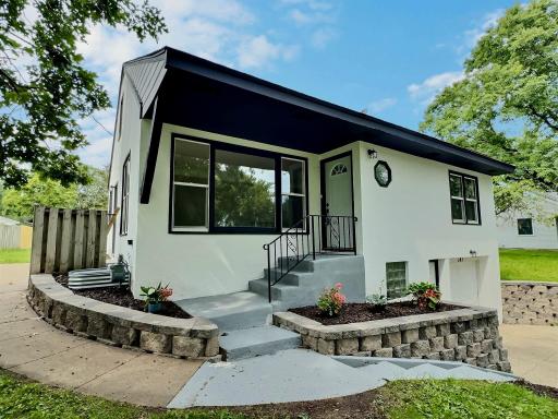 347 Ensign Avenue N, Minneapolis, MN 55427