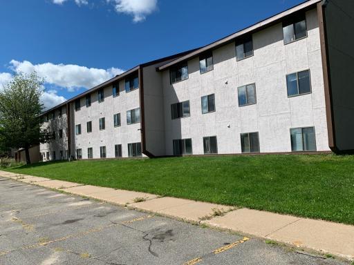 1607 E Hwy 169, Grand Rapids, MN 55744