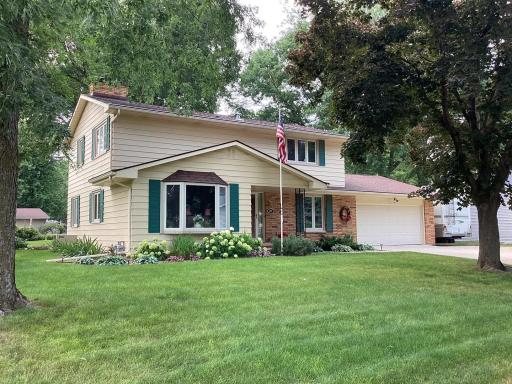 308 Ridge Road, Albert Lea, MN 56007
