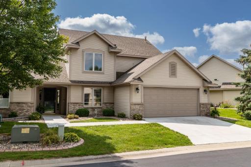4814 Wintergreen Lane NW, Rochester, MN 55901