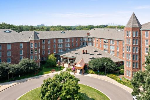 Photo for 4300 W River Parkway, 434, Minneapolis, MN 55406 - listing #6589381 4300 W River Parkway, 434, Minneapolis, MN 55406