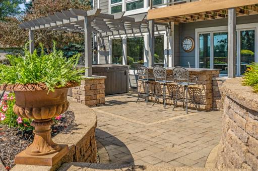 8855 Legends Club Drive, Prior Lake, MN 55372
