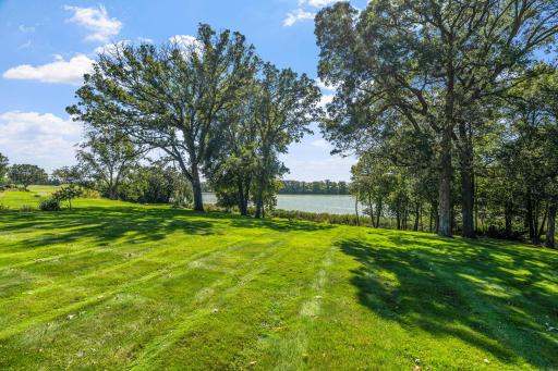 8855 Legends Club Drive, Prior Lake, MN 55372