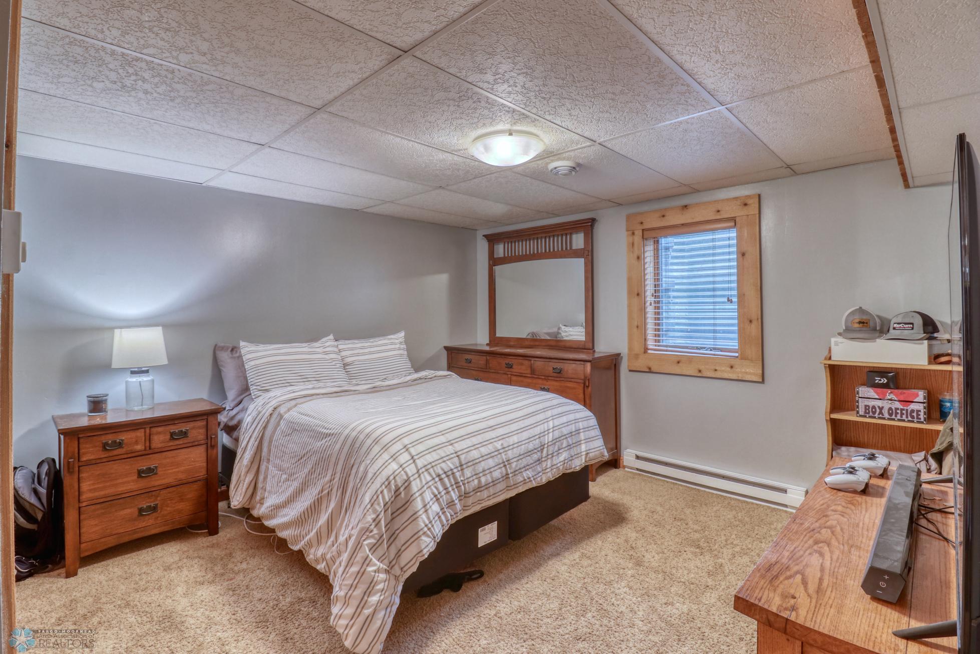 Basement Bedroom1_1.jpg