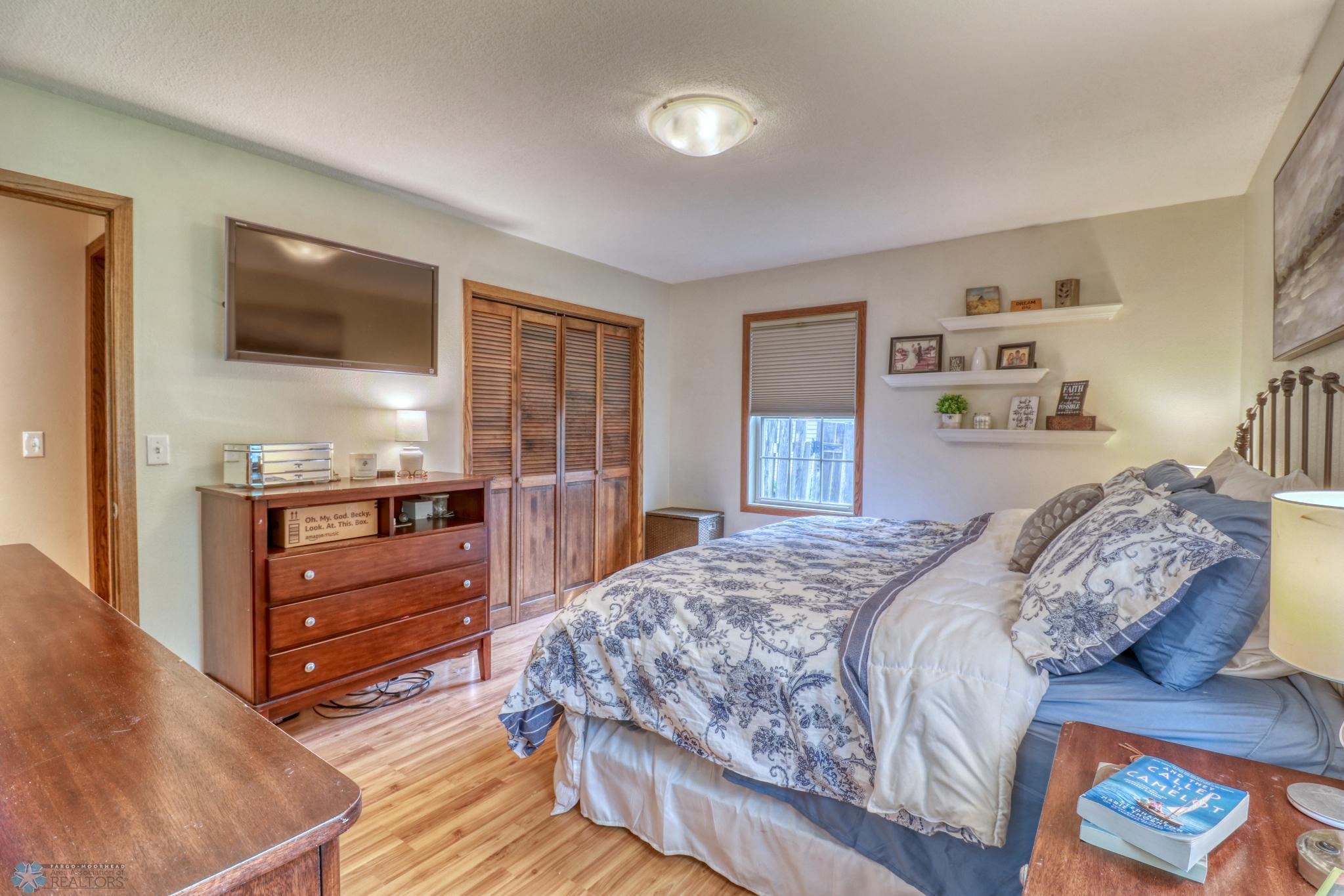 Primary Bedroom1_3.jpg
