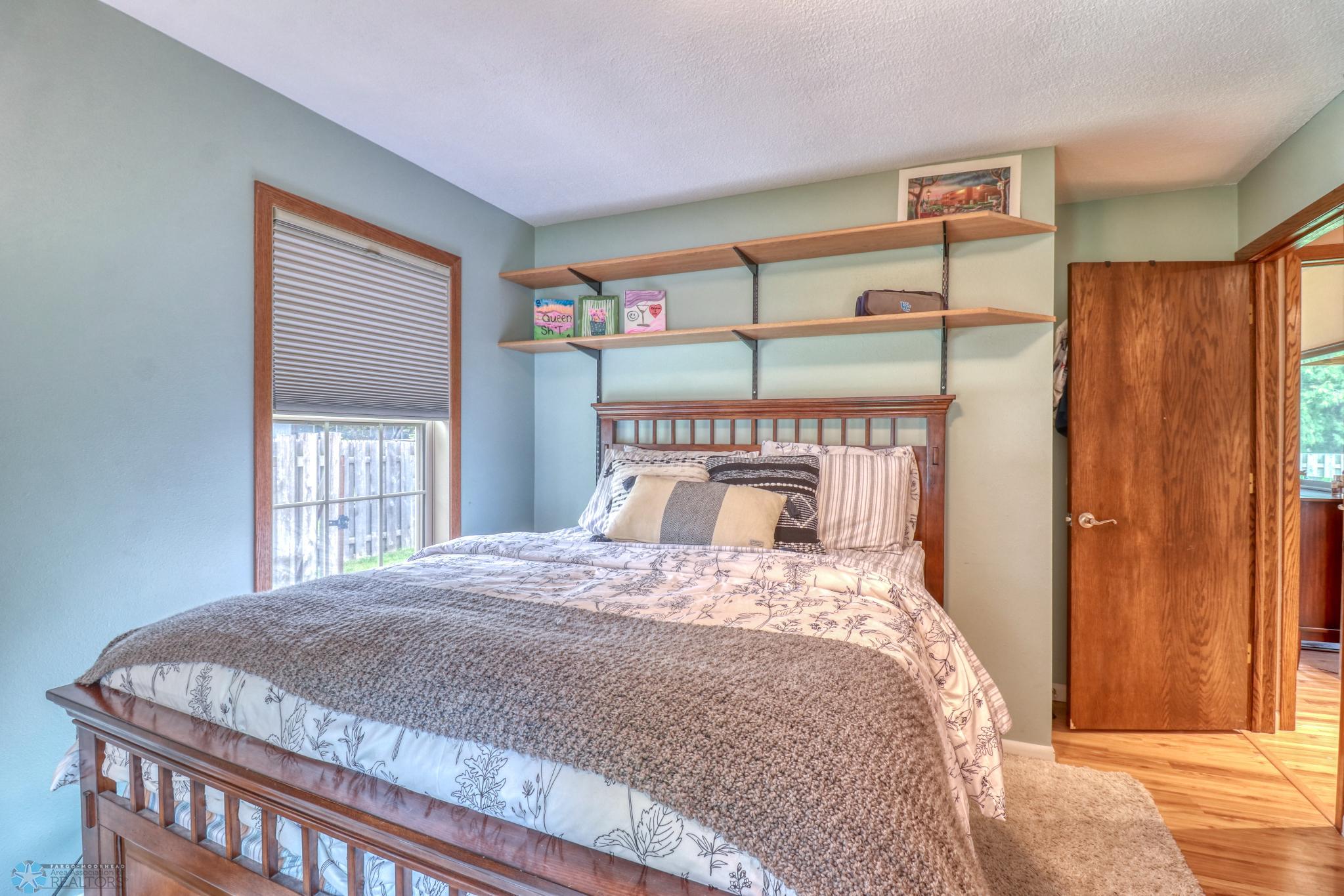 Bedroom2_2.jpg