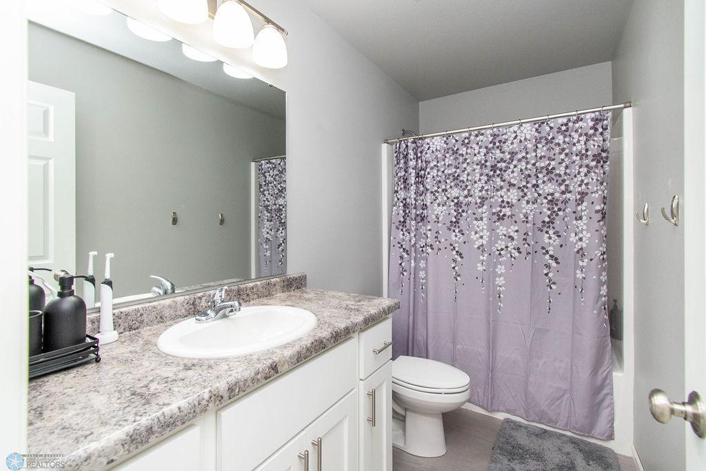 Bathroom 2- Full Bath