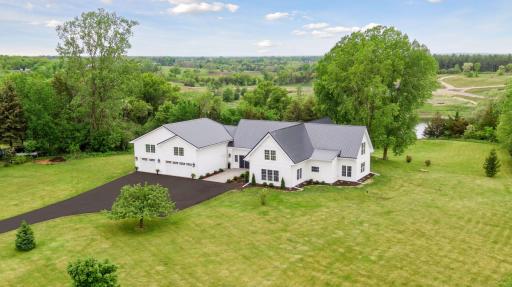 1026 Moonbeam Road, Hudson, WI 54016