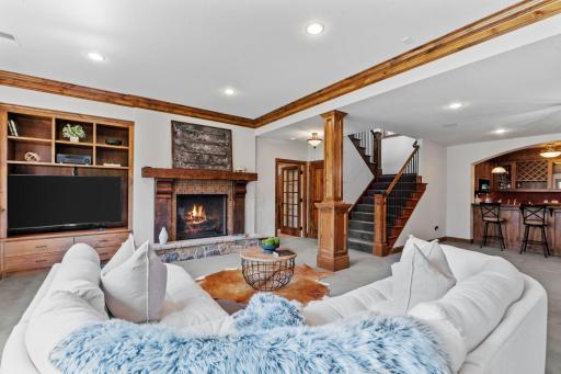 2935 Jonquil Trail N, Lake Elmo, MN 55042