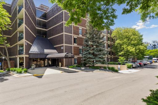 7220 York Avenue S, 611, Minneapolis, MN 55435