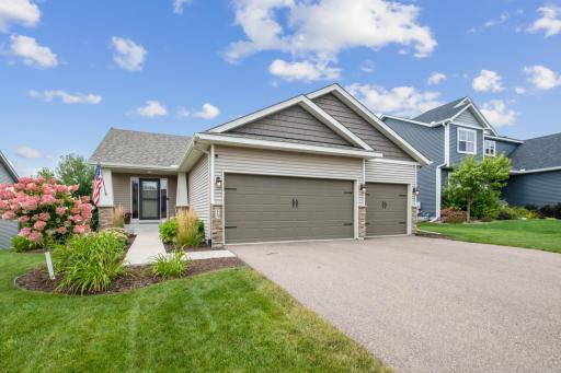 815 Bur Oak Lane, Watertown, MN 55388