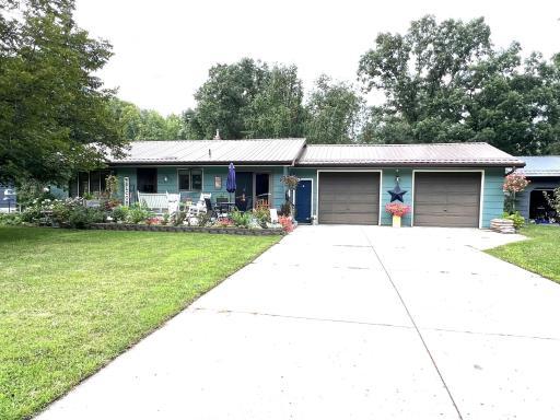 423 2nd Avenue SW, Clearbrook, MN 56634