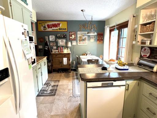 423 2nd Avenue SW, Clearbrook, MN 56634