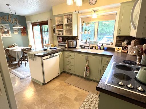 423 2nd Avenue SW, Clearbrook, MN 56634